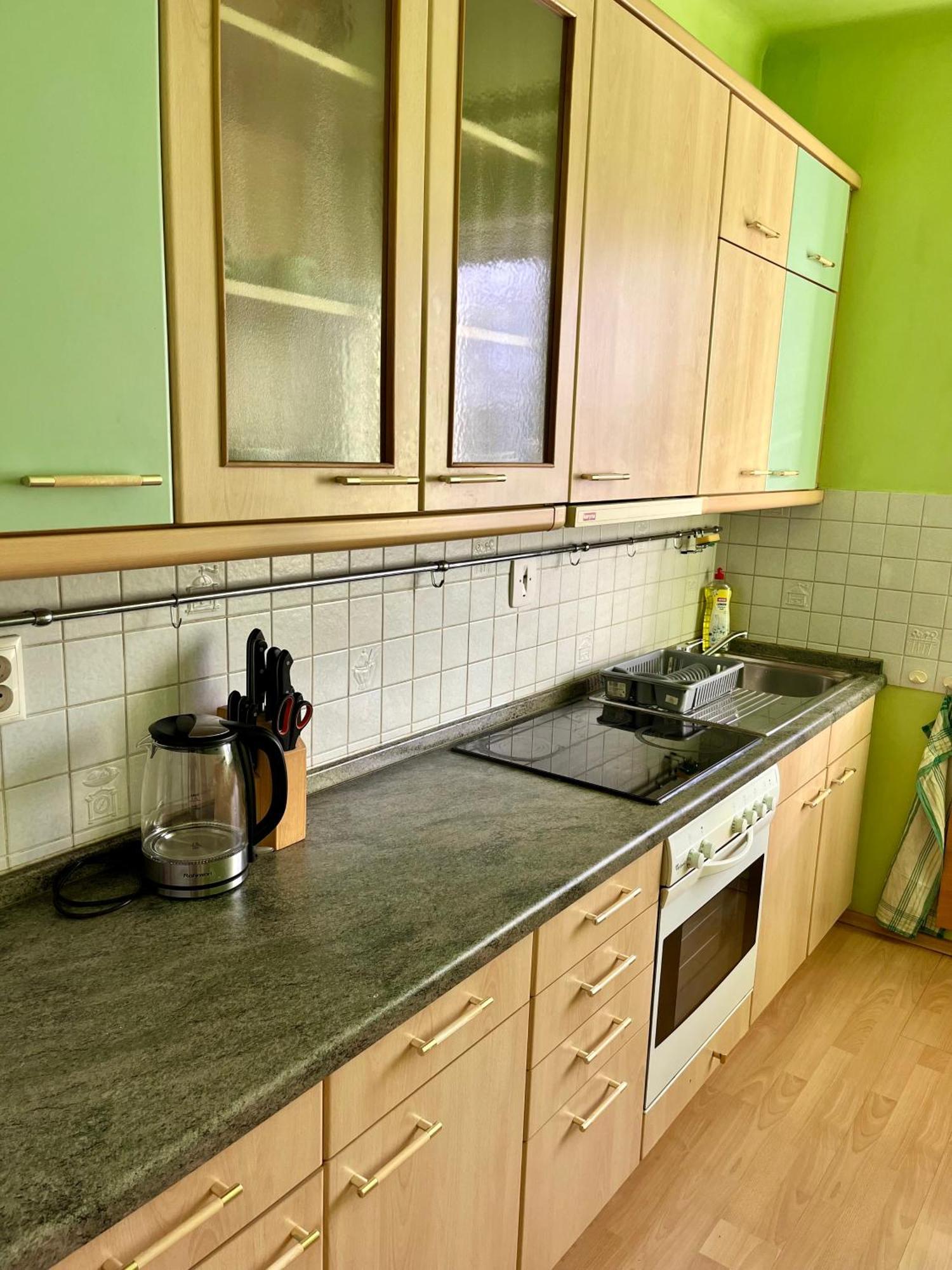 Victory Apartment Bratislava Buitenkant foto